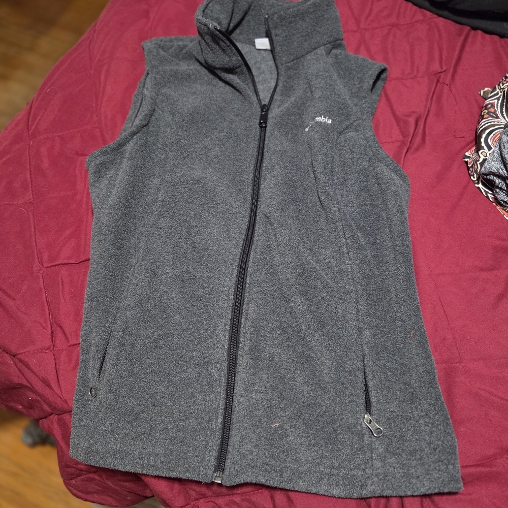 Columbia Gray Women's Vest